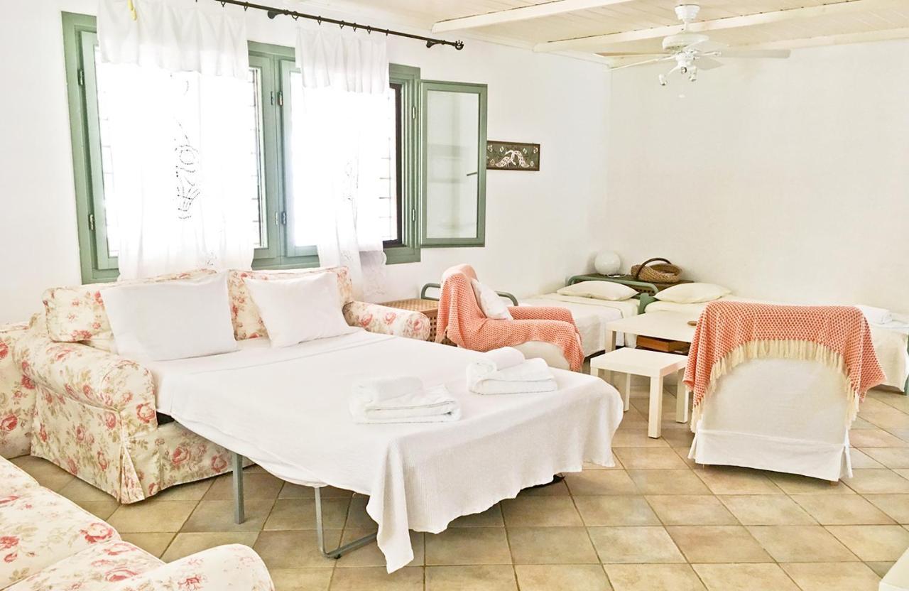 Olive Bay Beach House 阿莫利亚尼岛 外观 照片